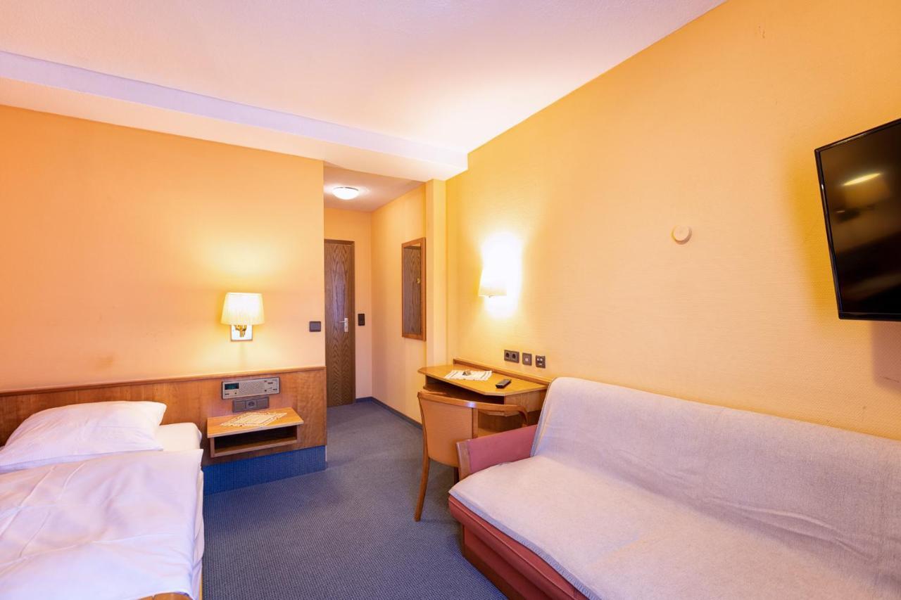 Hotel-Restaurant Weinhaus Grebel Κόμπλεντς Εξωτερικό φωτογραφία