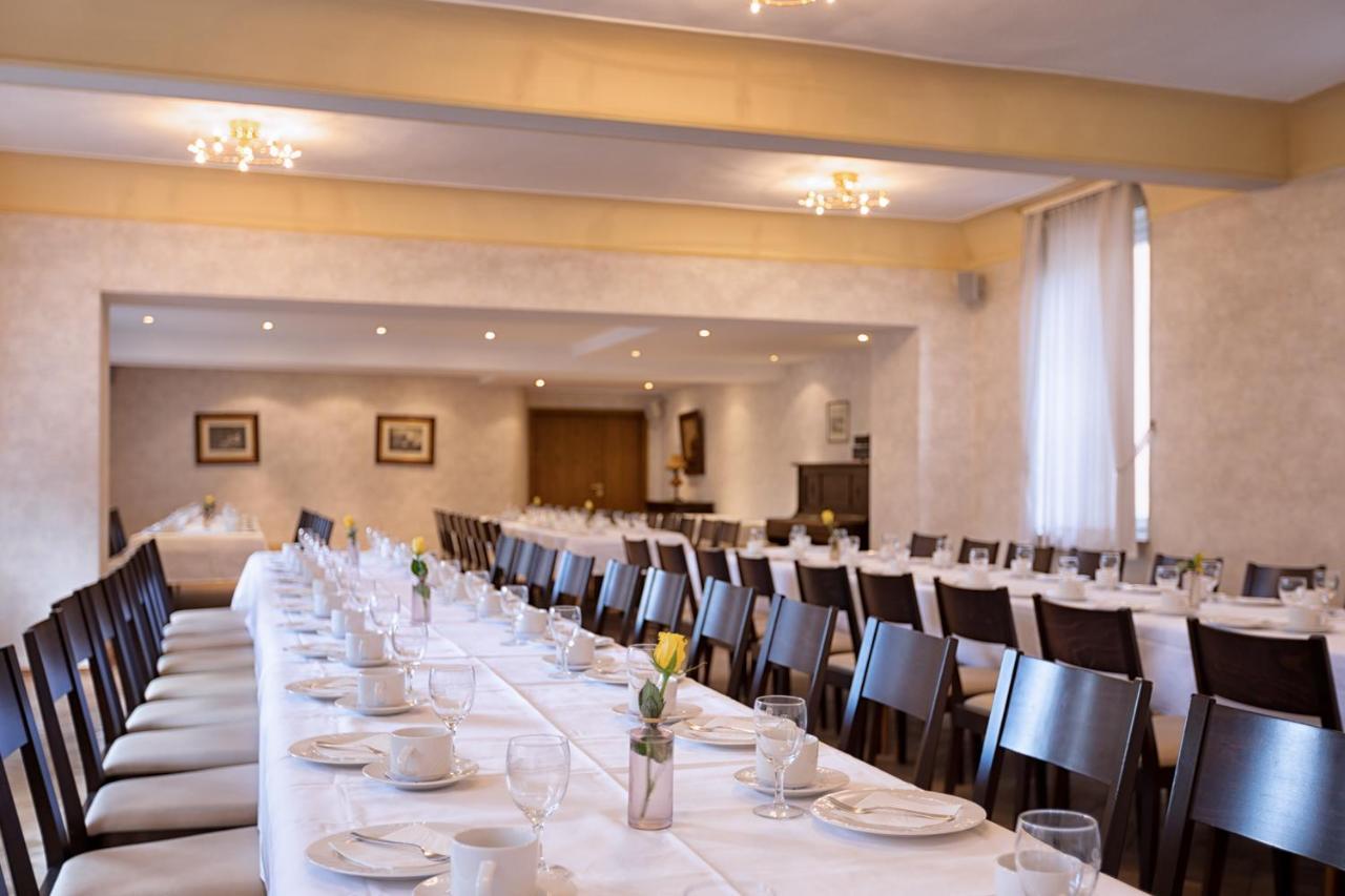 Hotel-Restaurant Weinhaus Grebel Κόμπλεντς Εξωτερικό φωτογραφία