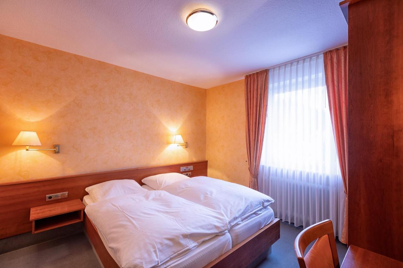 Hotel-Restaurant Weinhaus Grebel Κόμπλεντς Εξωτερικό φωτογραφία
