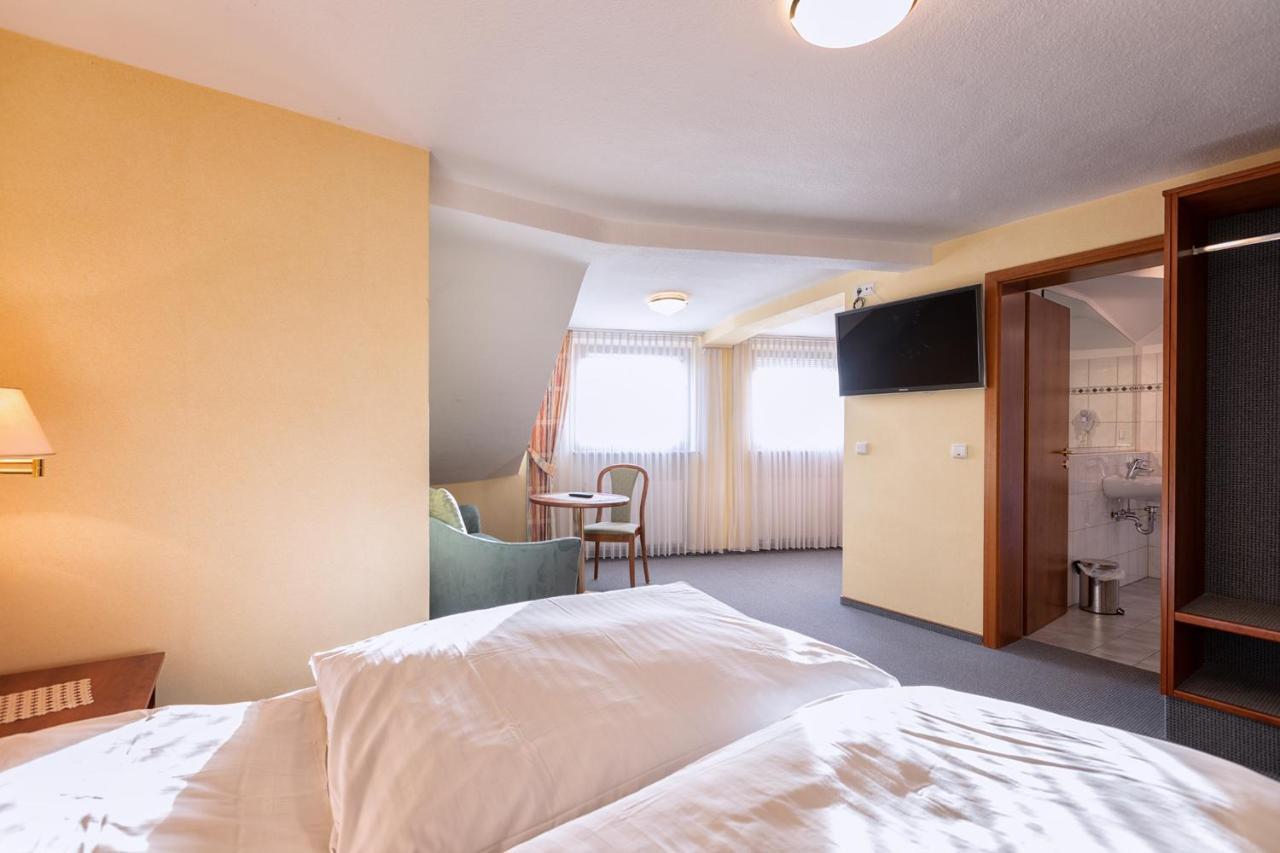 Hotel-Restaurant Weinhaus Grebel Κόμπλεντς Εξωτερικό φωτογραφία