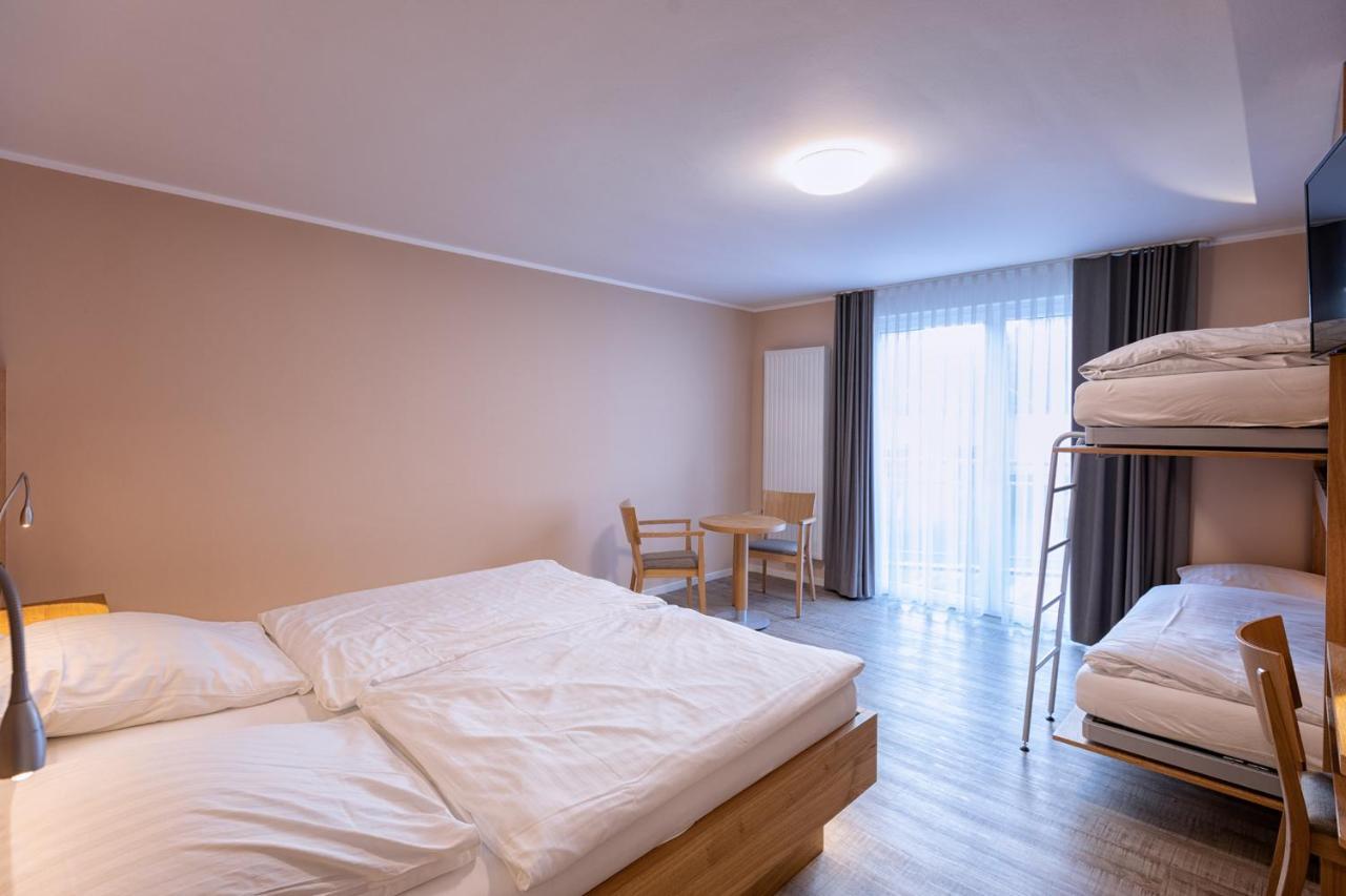 Hotel-Restaurant Weinhaus Grebel Κόμπλεντς Εξωτερικό φωτογραφία
