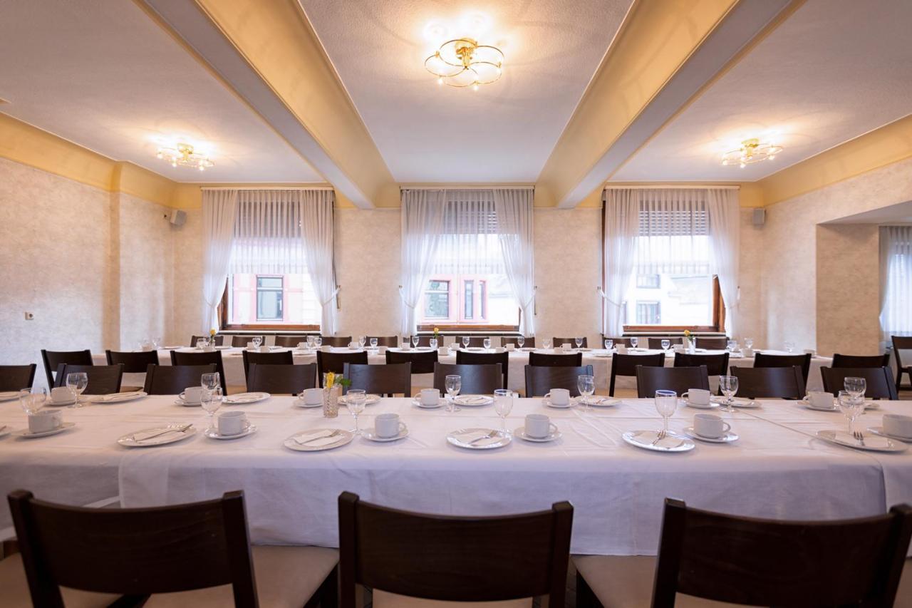 Hotel-Restaurant Weinhaus Grebel Κόμπλεντς Εξωτερικό φωτογραφία
