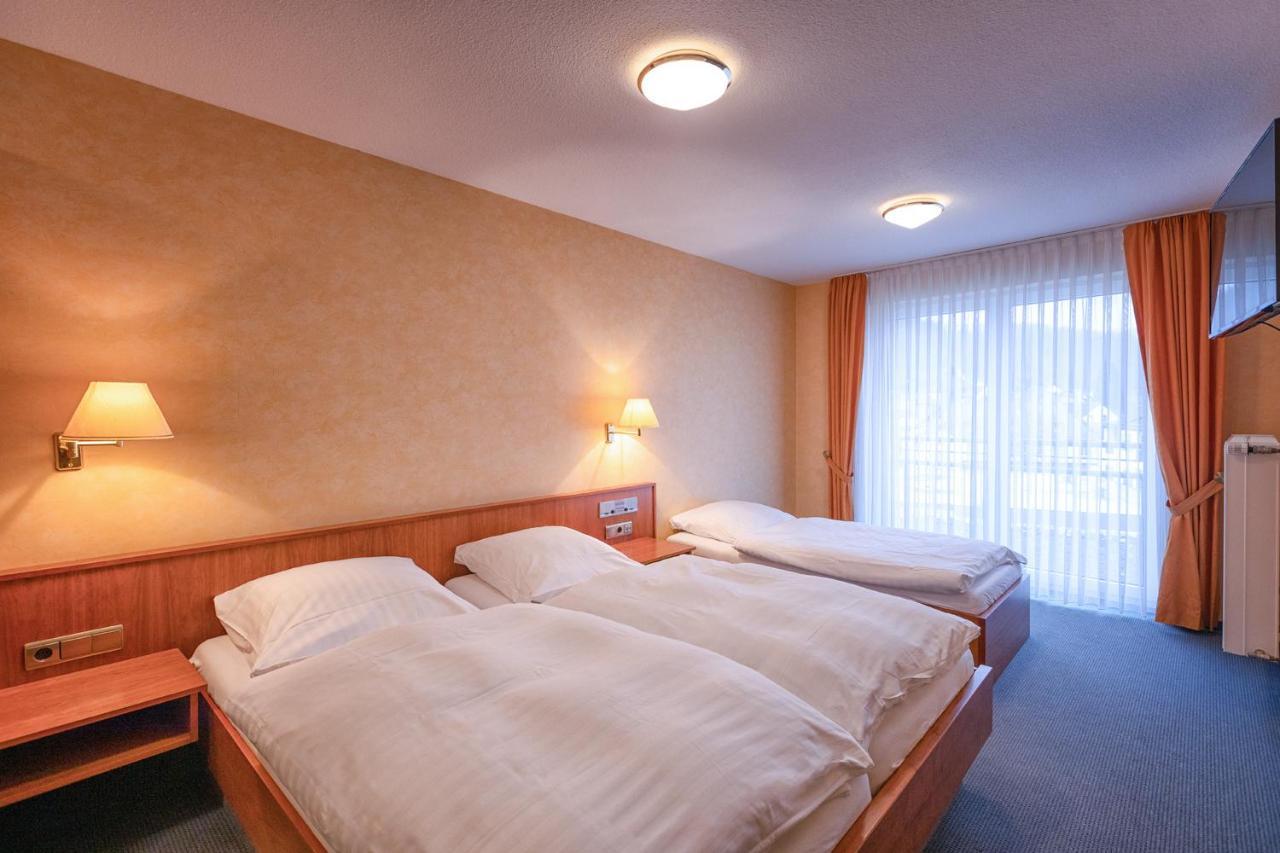Hotel-Restaurant Weinhaus Grebel Κόμπλεντς Εξωτερικό φωτογραφία