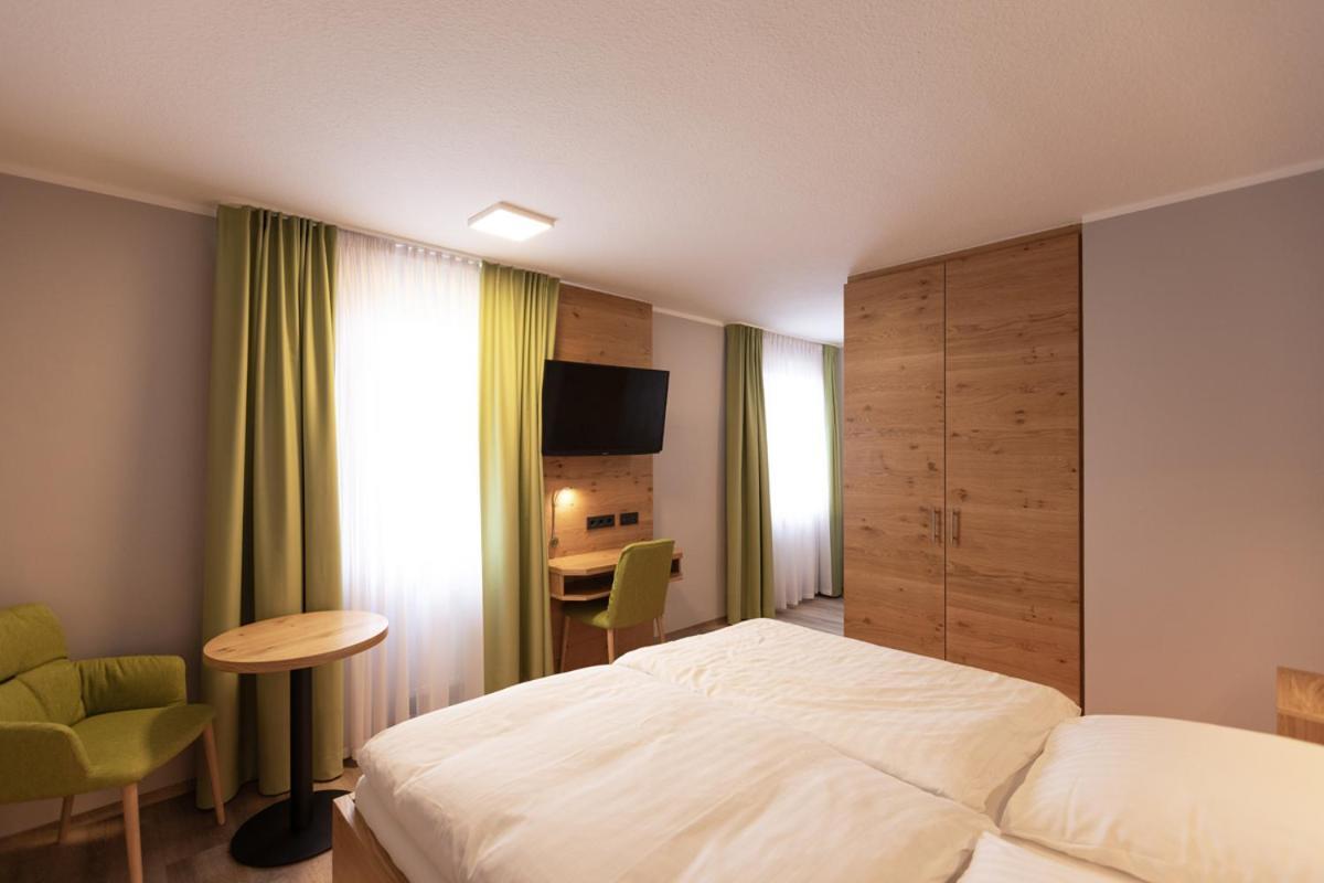 Hotel-Restaurant Weinhaus Grebel Κόμπλεντς Εξωτερικό φωτογραφία